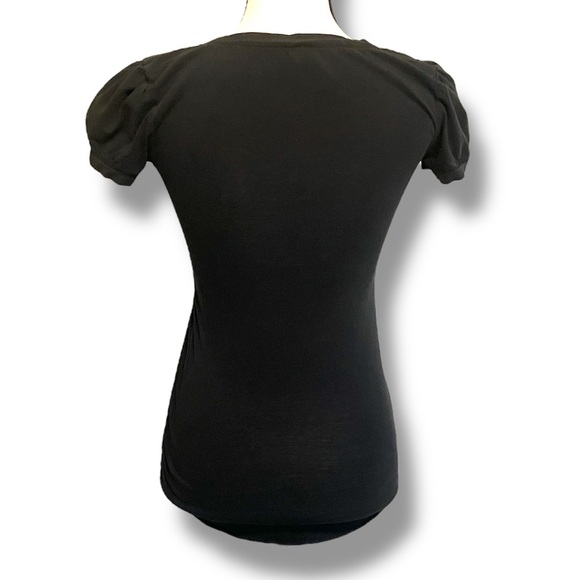 Black stretchy scoop neck shirt - Picture 3 of 7